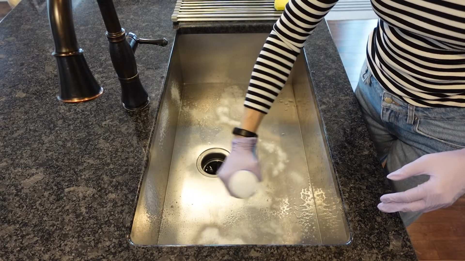 Dish soap oil sink clean